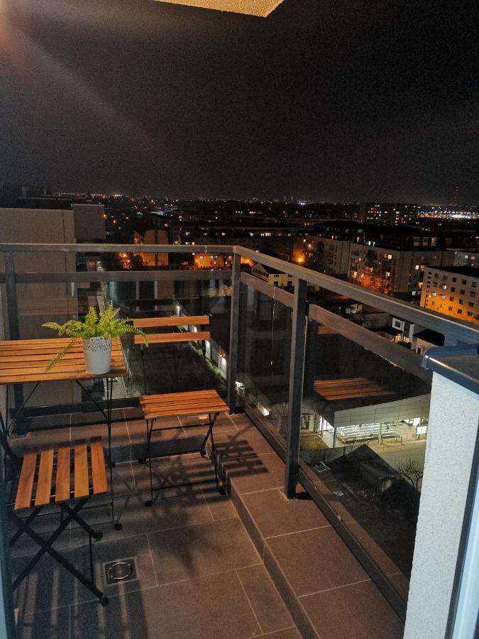 Sunset Bucharest 75 Apartment Bagian luar foto